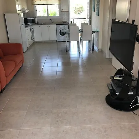 Kings Sunset Apartment Paphos